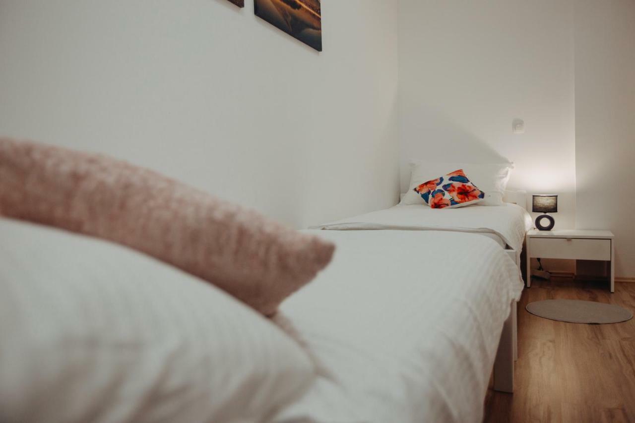 Apartman Vejama Josipdol Exteriér fotografie
