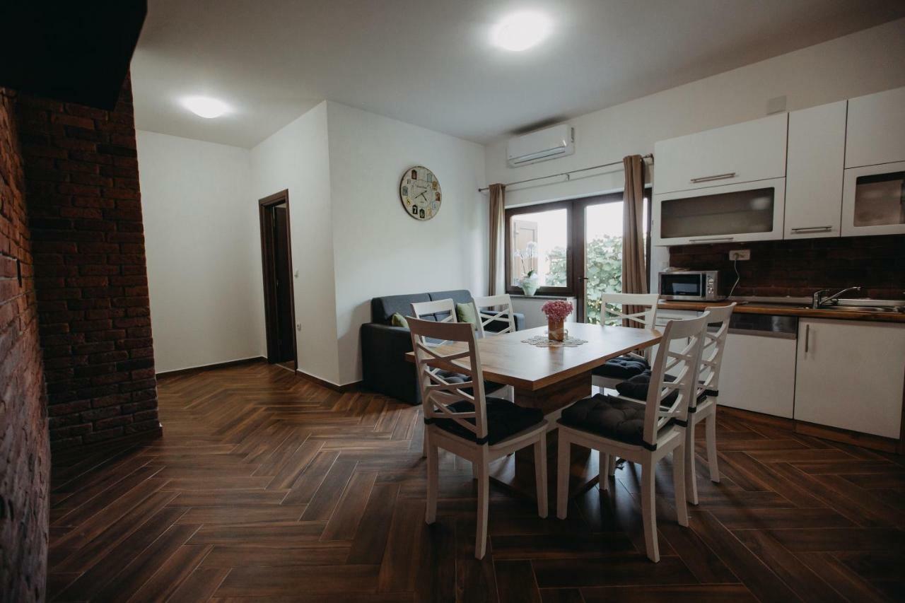 Apartman Vejama Josipdol Exteriér fotografie