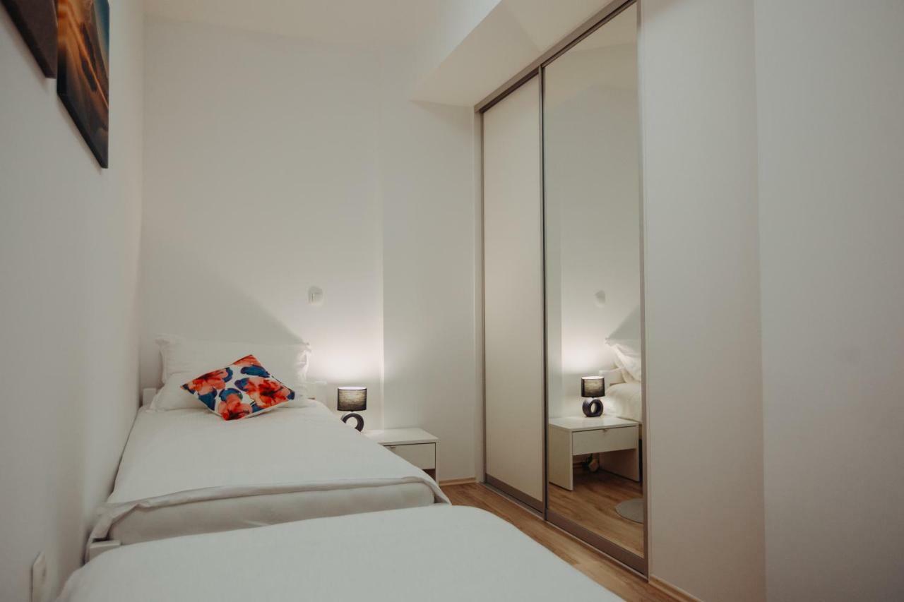 Apartman Vejama Josipdol Exteriér fotografie